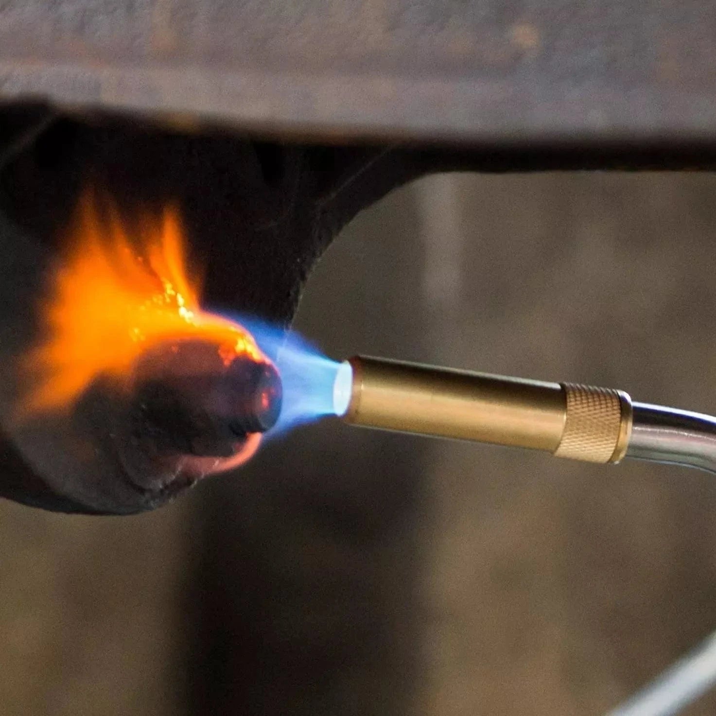 Visual demonstration of Salvus MAPP Gas 400g in use for soldering, brazing, and welding tasks, showcasing its versatility.